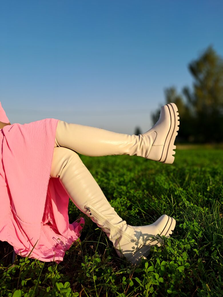 Rudens garie zābaki, sānā rāvējslēdzis 37 un 38izm.