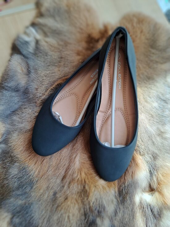 37izm. Melnās laiviņas