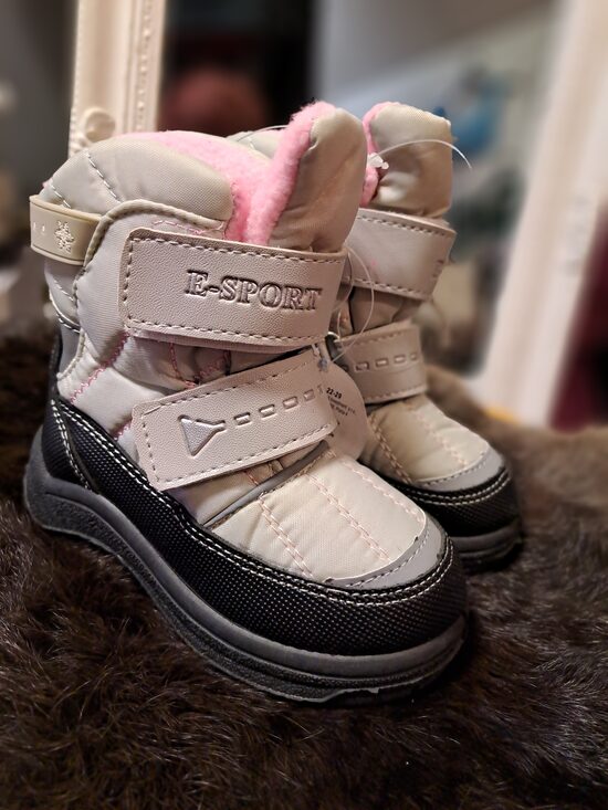 Ziemas zābaki 26izm.