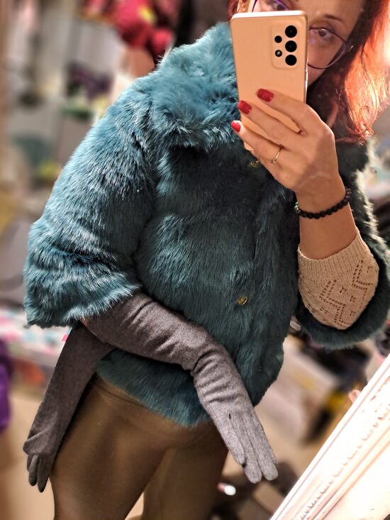 Smarargti zaļais pūkainis