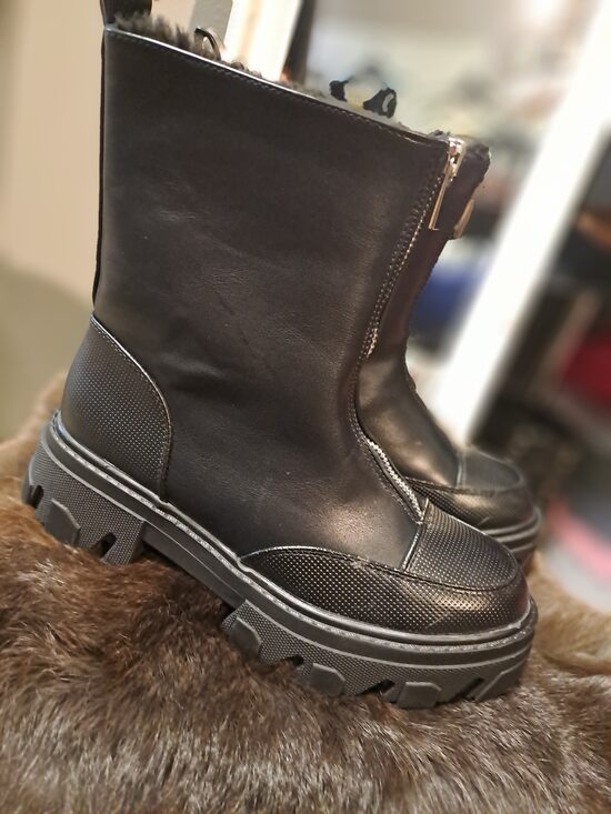 Ziemas siltie zābaki 37izm.