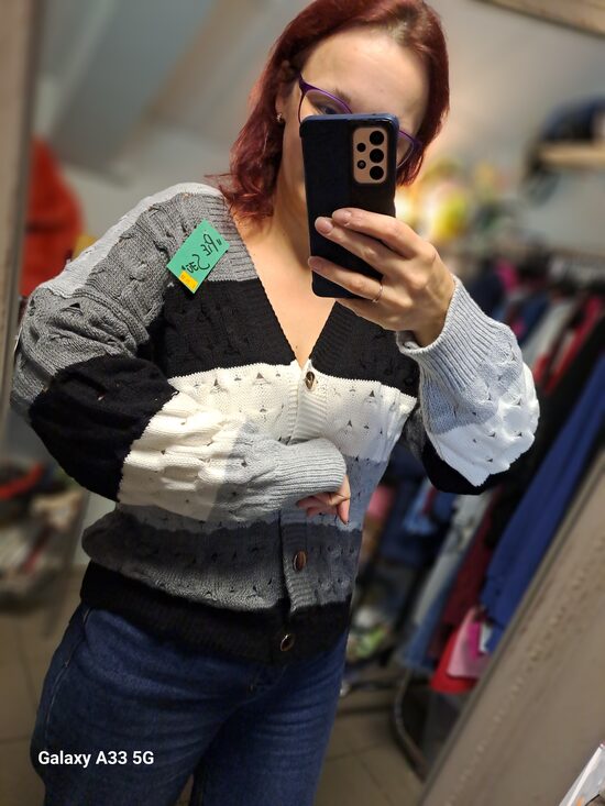 Pelēkais strīpainis