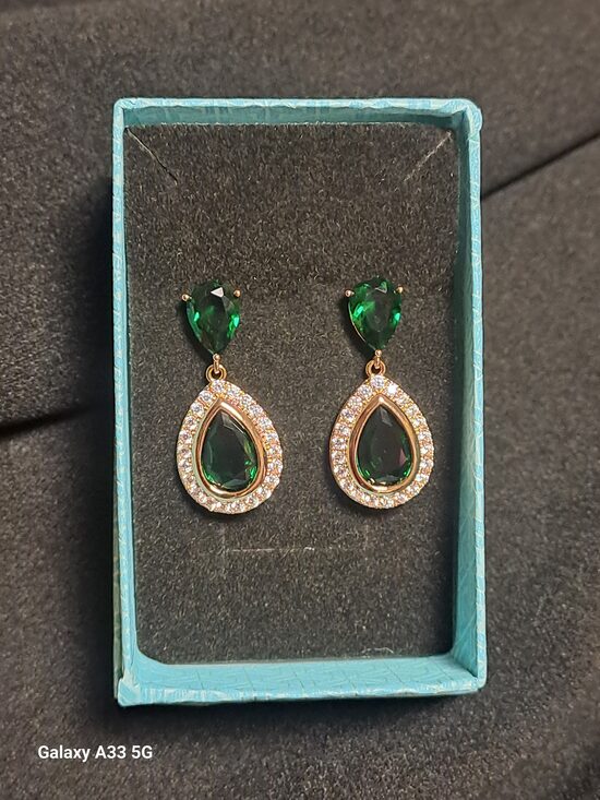 Smarargt zaļie swarovski auskari